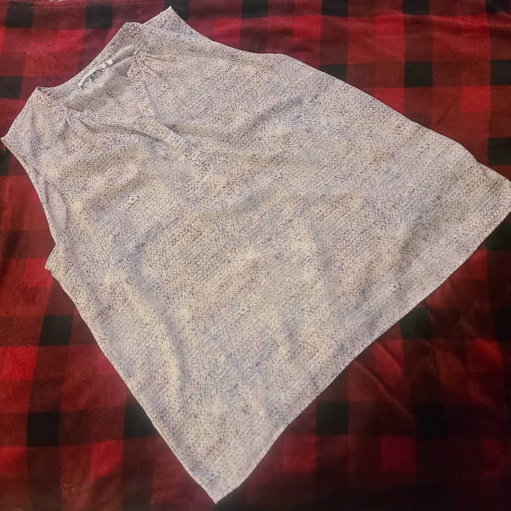 Violet & Claire Sleeveless Top